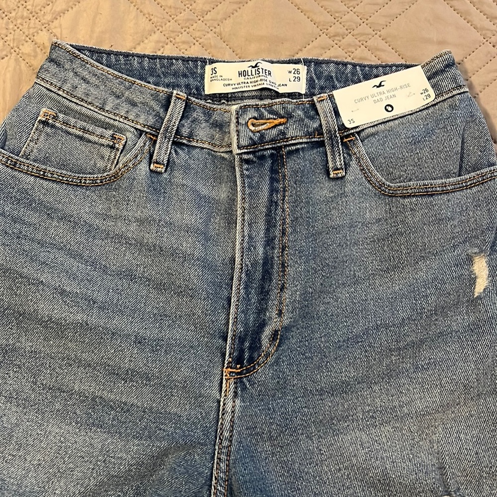 Hollister curvy ultra high dad Jean - Picture 4 of 9